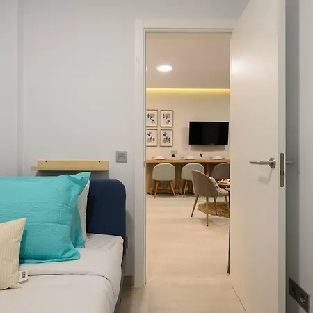 Encanto Playa Chica Apartment *